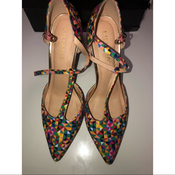 Colored aztec pattern pumps - Picture 3 of 7